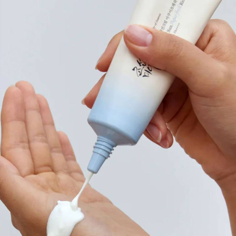  خرید ضدآفتاب آکوا فرش بیوتی آف جوسان SPF50 اصل 
